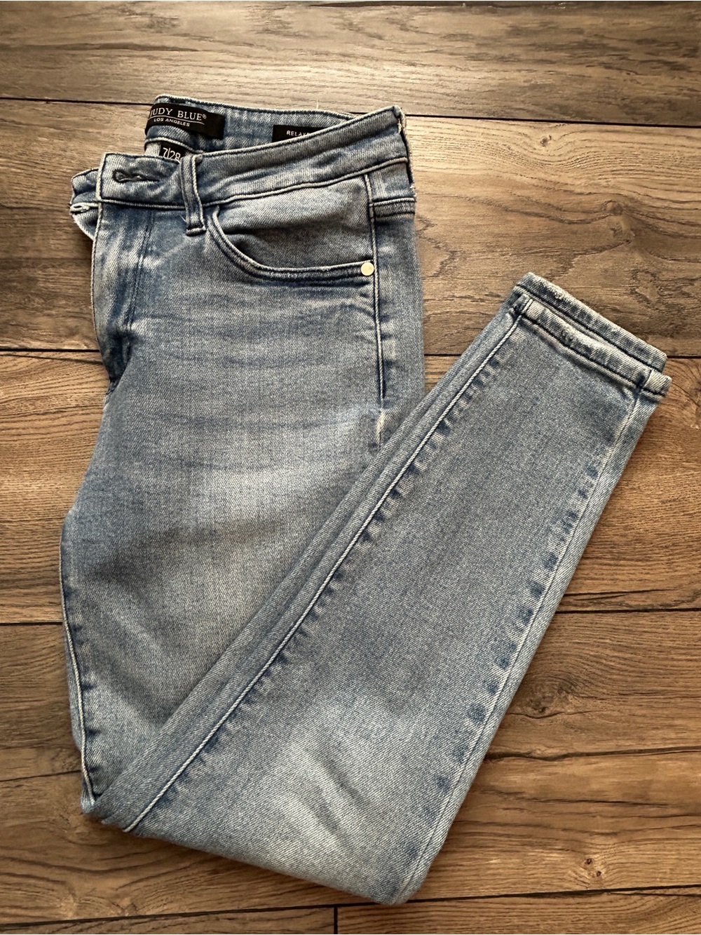 Judy Blue Light Wash Women’s Relaxed Fit Jeans